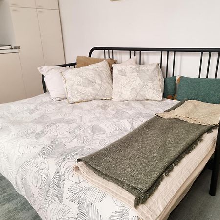 Exigehome-Cosy Studio Centre Версаль Экстерьер фото